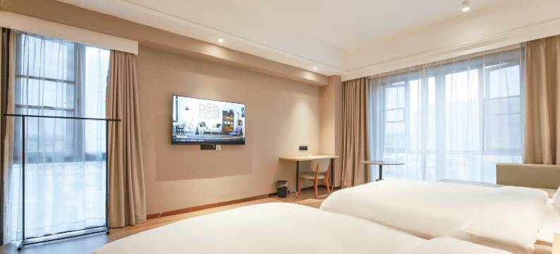 如家酒店(南昌红谷滩学府大道东地铁站店)图片