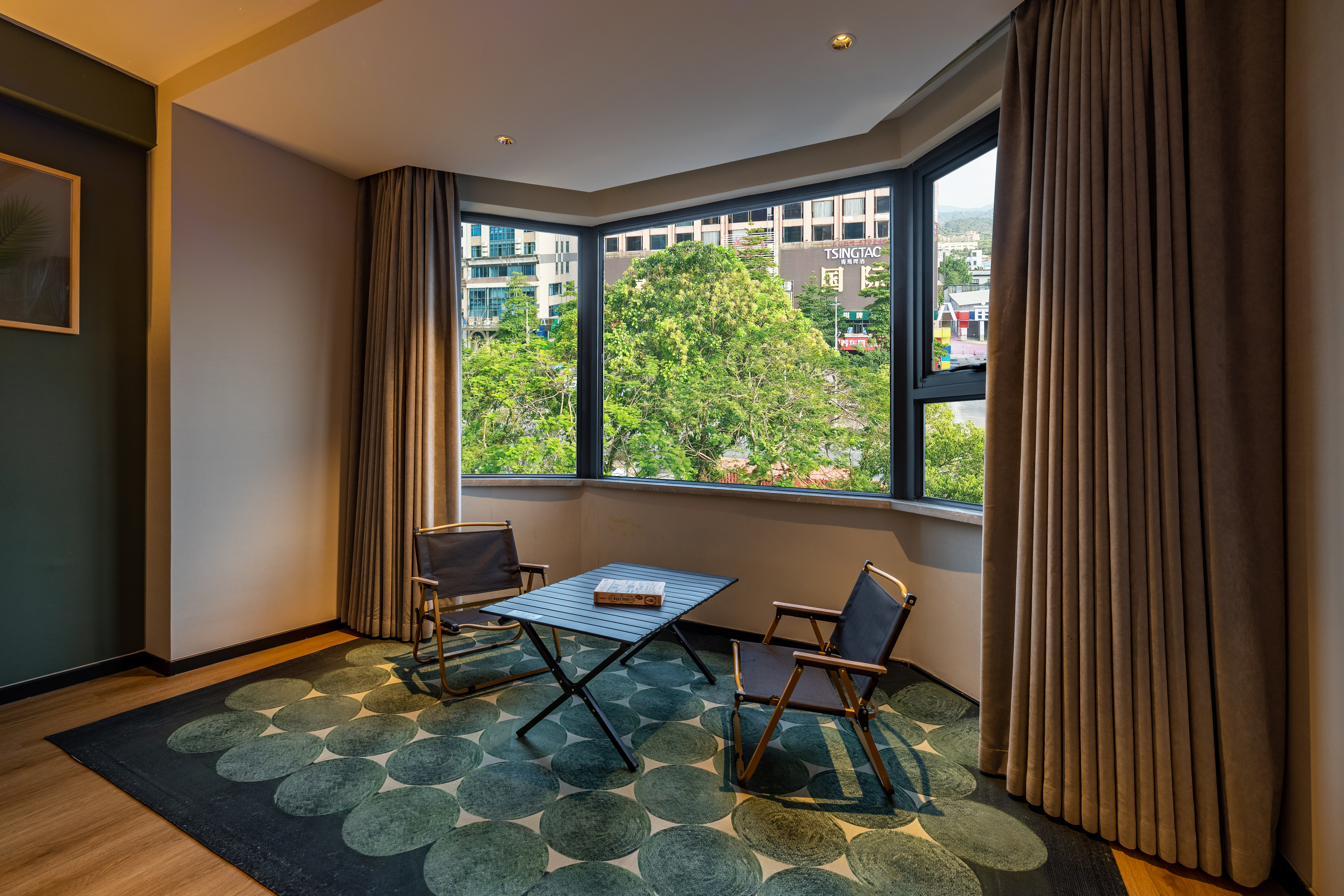 Midona HotelOver view