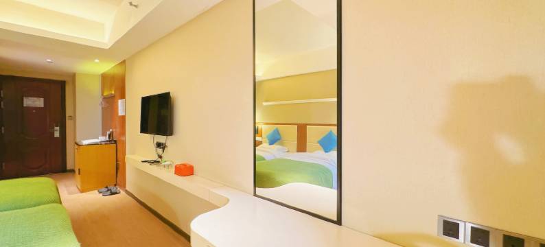 格莱美假日酒店(肇庆东站鼎湖山风景区店)图片