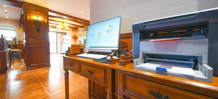 丽呈雅客小镇(中央大街哈尔滨火车站店)图片