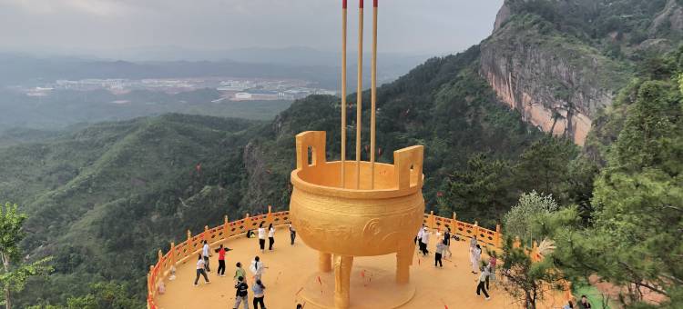 南台卧佛山·悬崖溶洞民宿图片