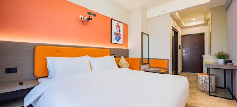 轻逸商旅公寓(西安大唐不夜城理工大曲江校区地铁站店)图片