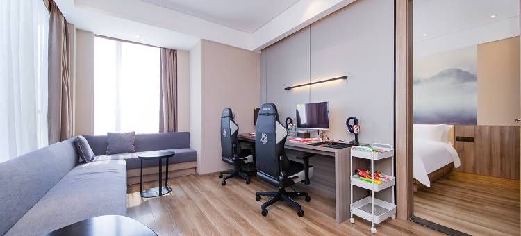 雷神电竞酒店(长沙市政府店)图片