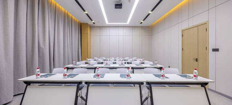 如家商旅酒店(西宁高铁火车站店)图片