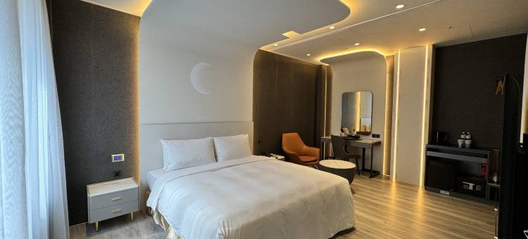 晶盈亲旅大酒店图片