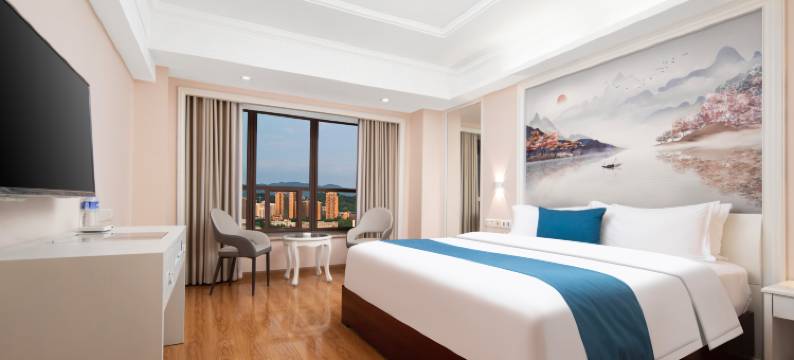 嘉逸酒店(十堰维也纳商业广场店)图片