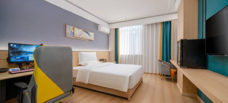 潮顽电竞民宿(攀枝花学院万达广场店)图片