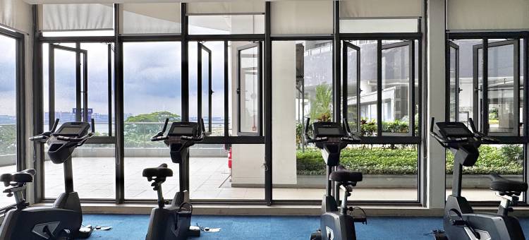 R&F Princess Cove near CIQ by Stayrene图片