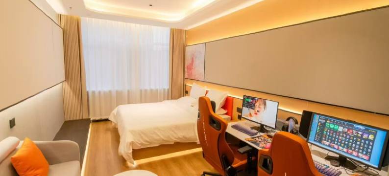 问界电竞酒店(开来欣悦购物广场店)图片