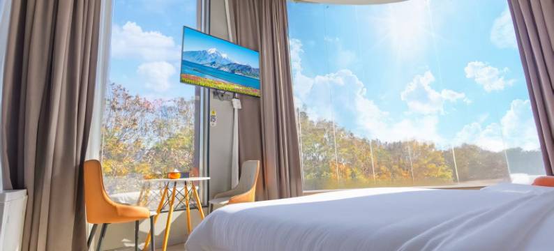 随州市半岛湖景酒店(随州博物馆店)图片