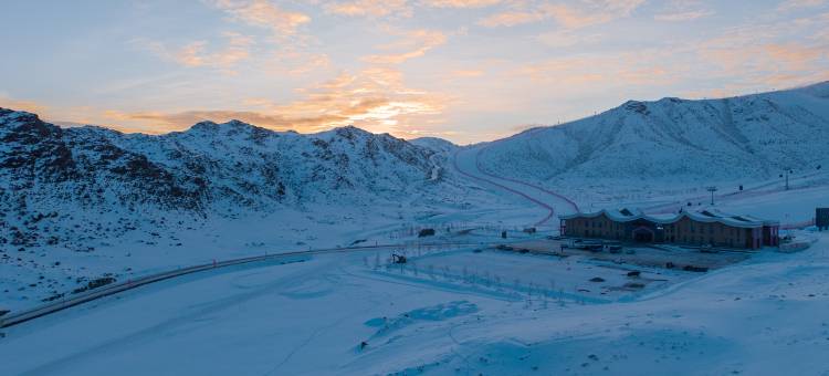 长泓明珠酒店(青格里狼山滑雪场店)图片