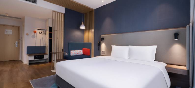 彭州中心智选假日酒店图片