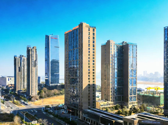 FUNGEE·欢致高空江景酒店(南昌红谷滩江西省博物馆店)