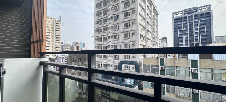 暮光行旅图片