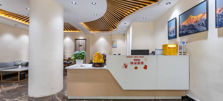 悦宁居酒店(南宁中医一附院建政路夜市店)图片