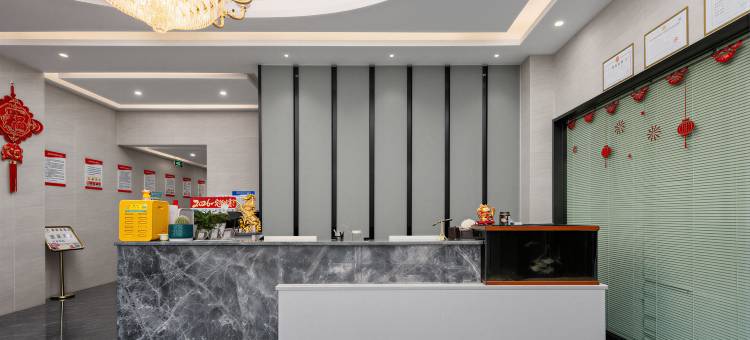 喆霆电竞酒店(成都青白江福洪镇店)图片