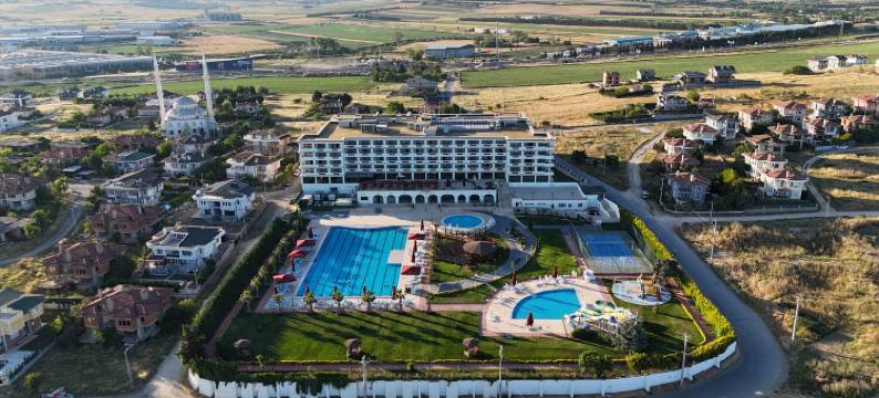 维亚达带赫姆锡利夫里华美达广场酒店(Ramada Plaza by Wyndham Silivri)图片