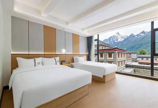 初见·小筑Villa半山全景别院(四姑娘山店)图片