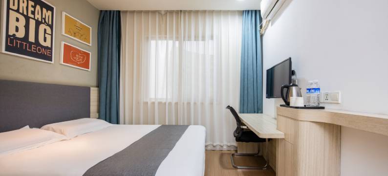 唯庭轻居酒店(上海虹桥火车站国家会展中心店)图片