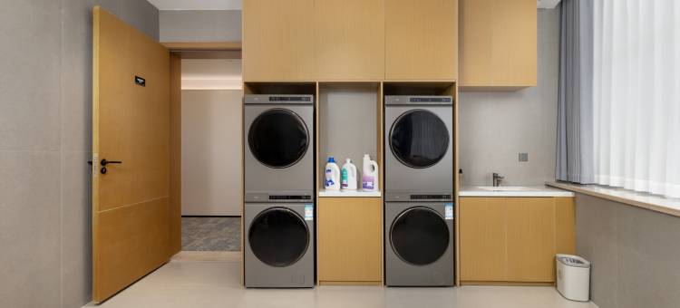 南昌童园国际酒店(艾溪湖湿地公园鱼尾洲地铁站店)图片