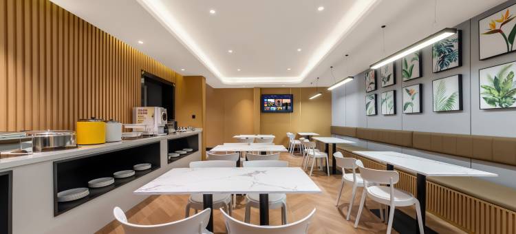尚客优品酒店(萨嘎县人民政府店)图片