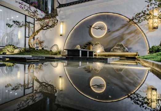 Dali Jipu Water View Villa Bieqi Branch Hotel Overview