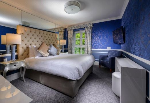 Killarney Dromhall HotelHotel Overview
