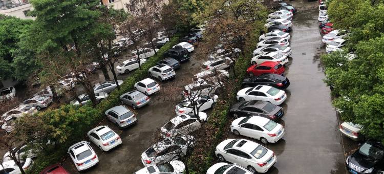 万事达花园酒店图片