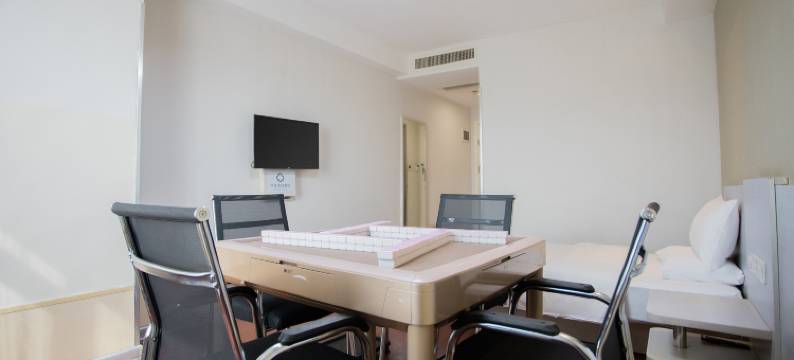 美仑曼居酒店(鞍山火车站鞍钢南门店)图片