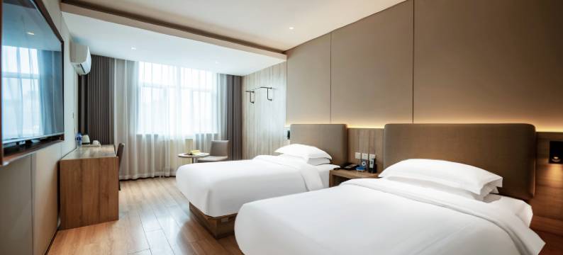 加雅酒店(凤城二路青少年中心地铁站店)图片