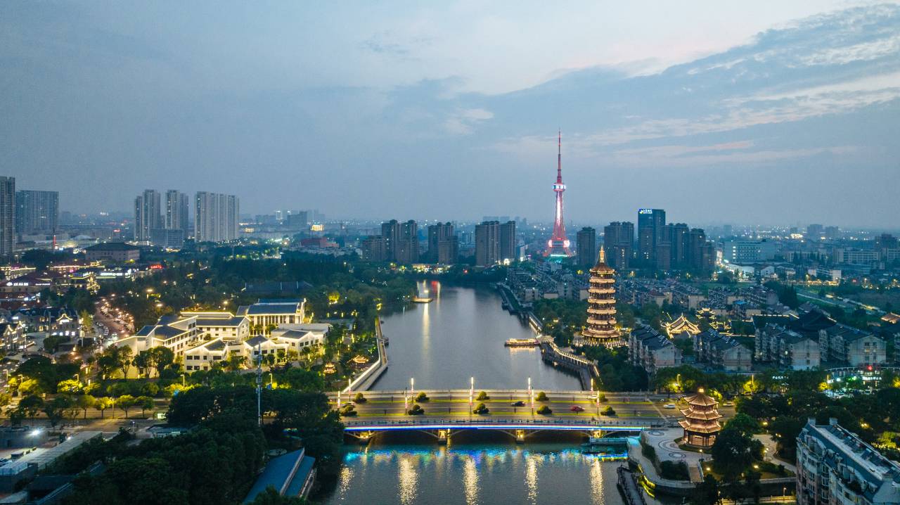 花筑奢·泰州老街凤城河酒店图片