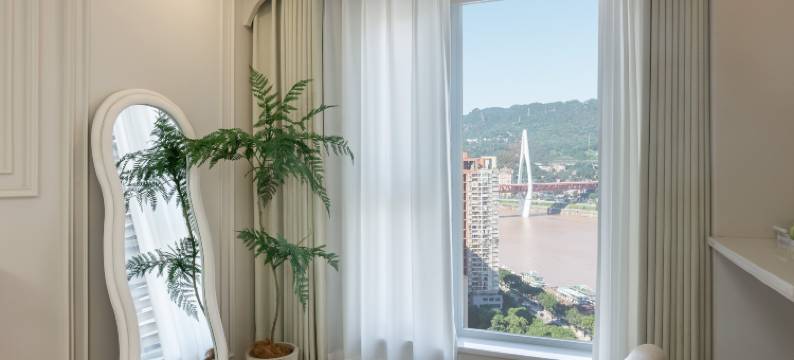 与暮·千寻江景民宿(重庆解放碑洪崖洞店)图片