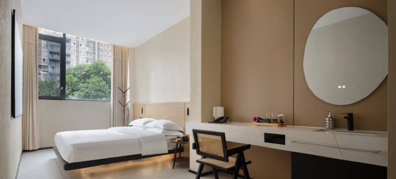 竞选致臻酒店(万达店)图片