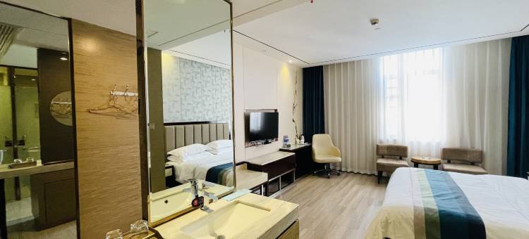 如家睿柏·云酒店(十堰武商人民商场店)图片