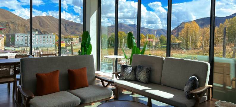 遇见318山和云朵别院图片