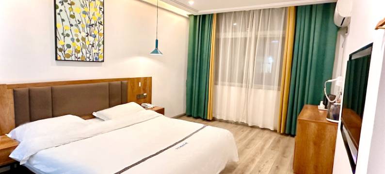 鑫怡商务宾馆(郑州锦艺城中原万达店)图片