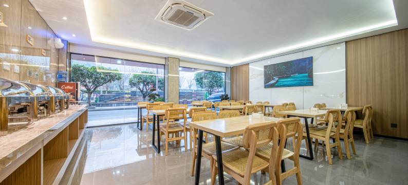 乐山金口河雅金轻居假日酒店图片