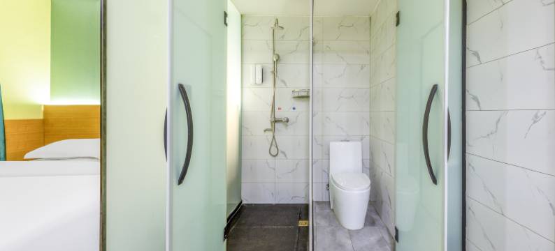 乐庭商务酒店(包头二附院师范学院店)图片