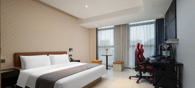 YUNIK电竞酒店(杭州国际会展中心店)图片