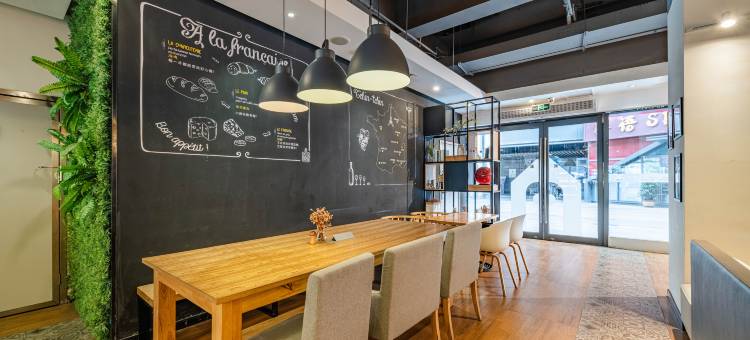 柏曼酒店(徐州东站西出站口店)图片