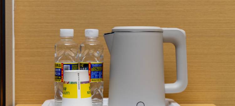 LuckySeven芭乐酒店(临高汽车站城市购物公园店)图片