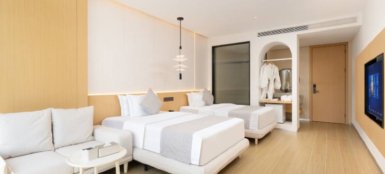 万宁牧海边酒店(神州半岛度假区环岛旅游公路店)图片