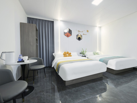 颐悦居住宿(古城潮人公园店)