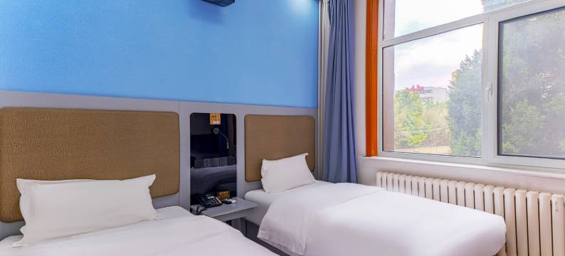 明天逸林酒店(十六里河中学店)图片