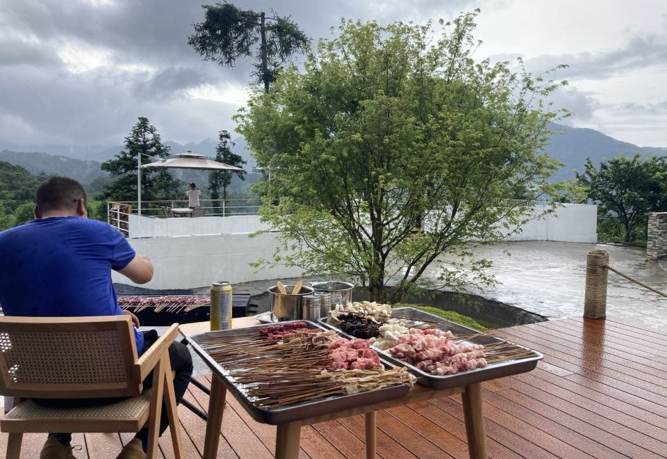 Pure Cloud Hotel Hotel Overview