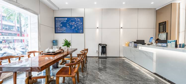 西双版纳景洪鸿云酒店(泼水广场州人民医院店)图片