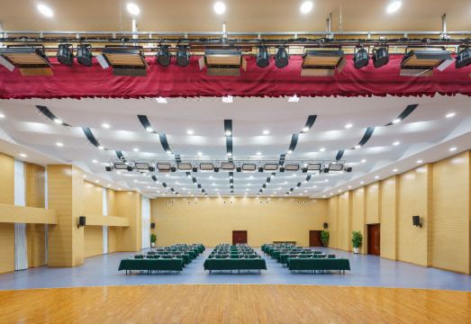 Hebin Hotel Hotel Overview