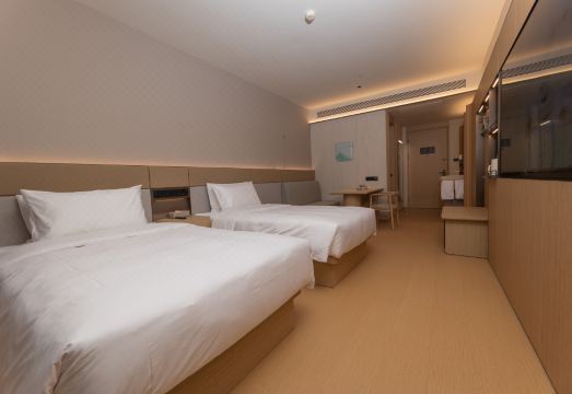 JI Hotel (Wuxi Binhu Wanxiang Hui) Hotel Overview