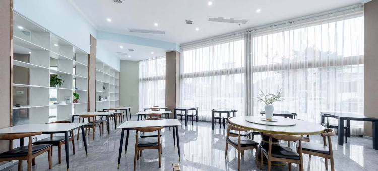 筠连君茶酒店图片