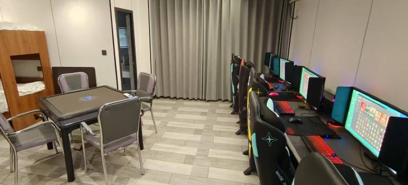 至臻电竞生活馆酒店图片